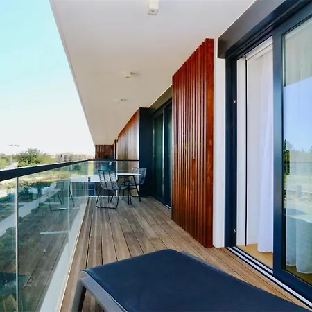 Nature Apartment 229 - Clever Details, Sleeps 6, Luxury, Walking Distance Διαμέρισμα