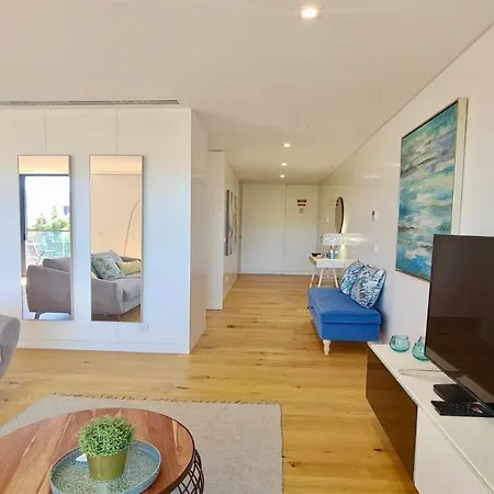 Nature Apartment 229 - Clever Details, Sleeps 6, Luxury, Walking Distance Apartament