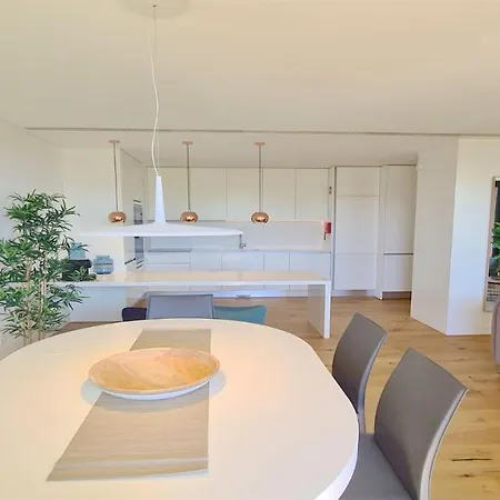 Nature Apartment 229 - Clever Details, Sleeps 6, Luxury, Walking Distance アパート