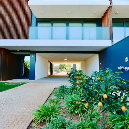 Nature Apartment 229 - Clever Details, Sleeps 6, Luxury, Walking Distance アパート ヴィラモウラ