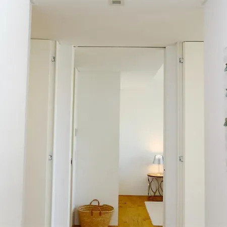 Nature Apartment 229 - Clever Details, Sleeps 6, Luxury, Walking Distance * ヴィラモウラ